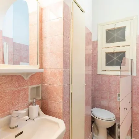 Apartment Truehome Athenian Friends And Family Comfort *