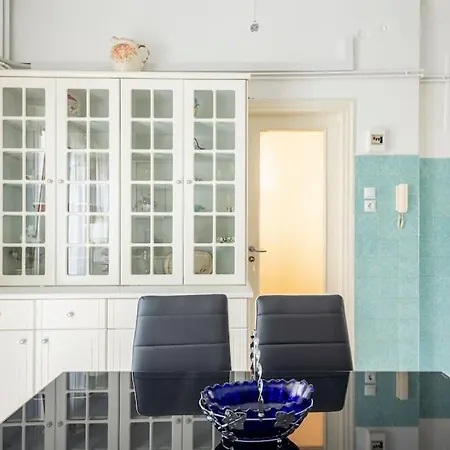 Truehome Athenian Friends And Family Comfort Apartment Athens
